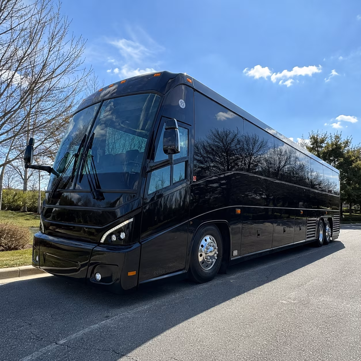 boston logan international airport charter bus rentals and shuttle service