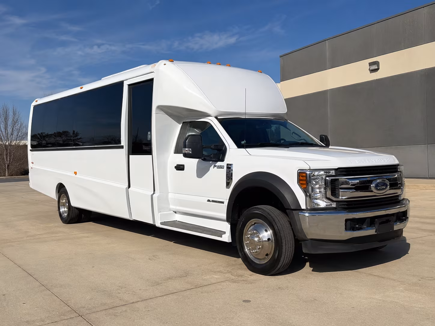 buses for lynn school trips into boston s cultural district