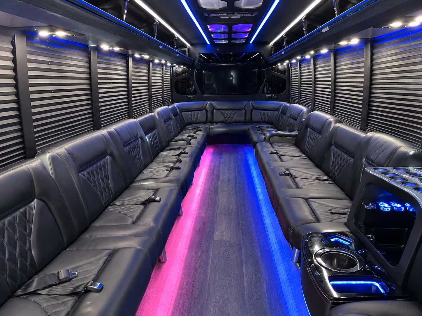 lynn holiday party bus rental