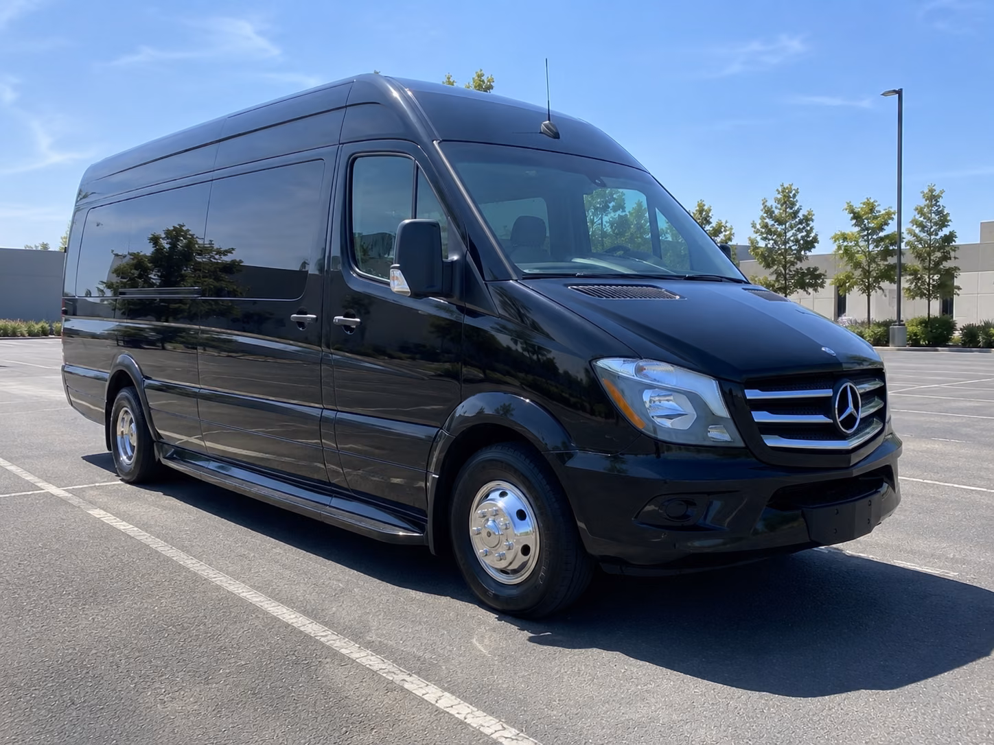 lynn wine tour transportation