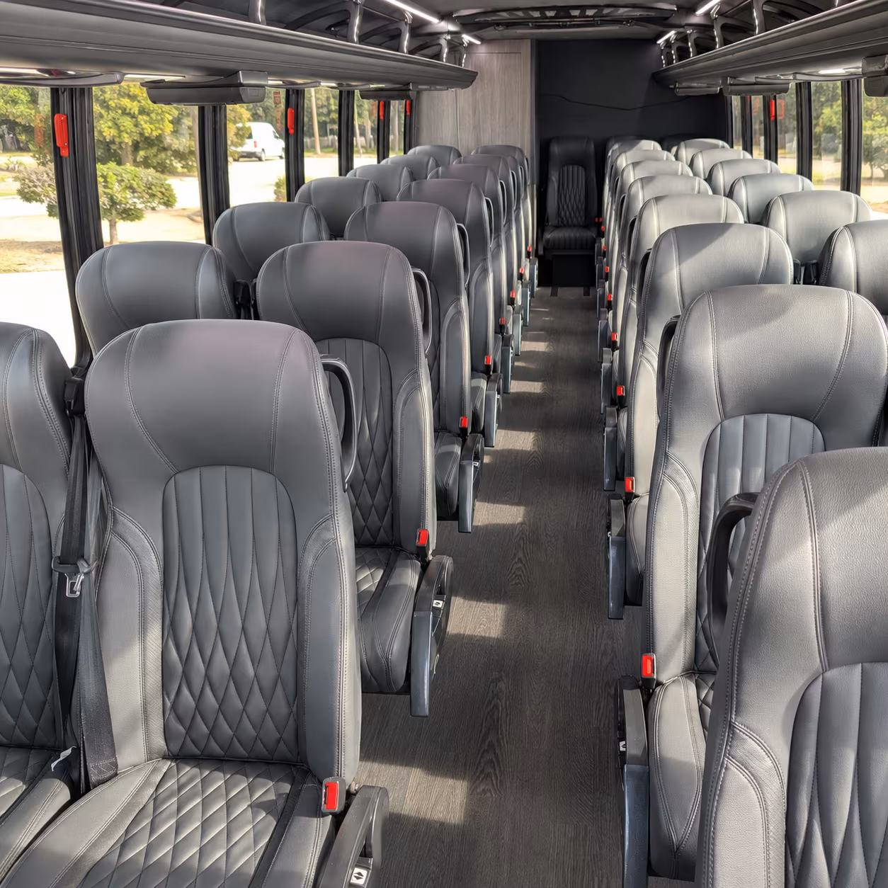 minibus rentals for intimate lynn wedding ceremonies and rehearsal dinners