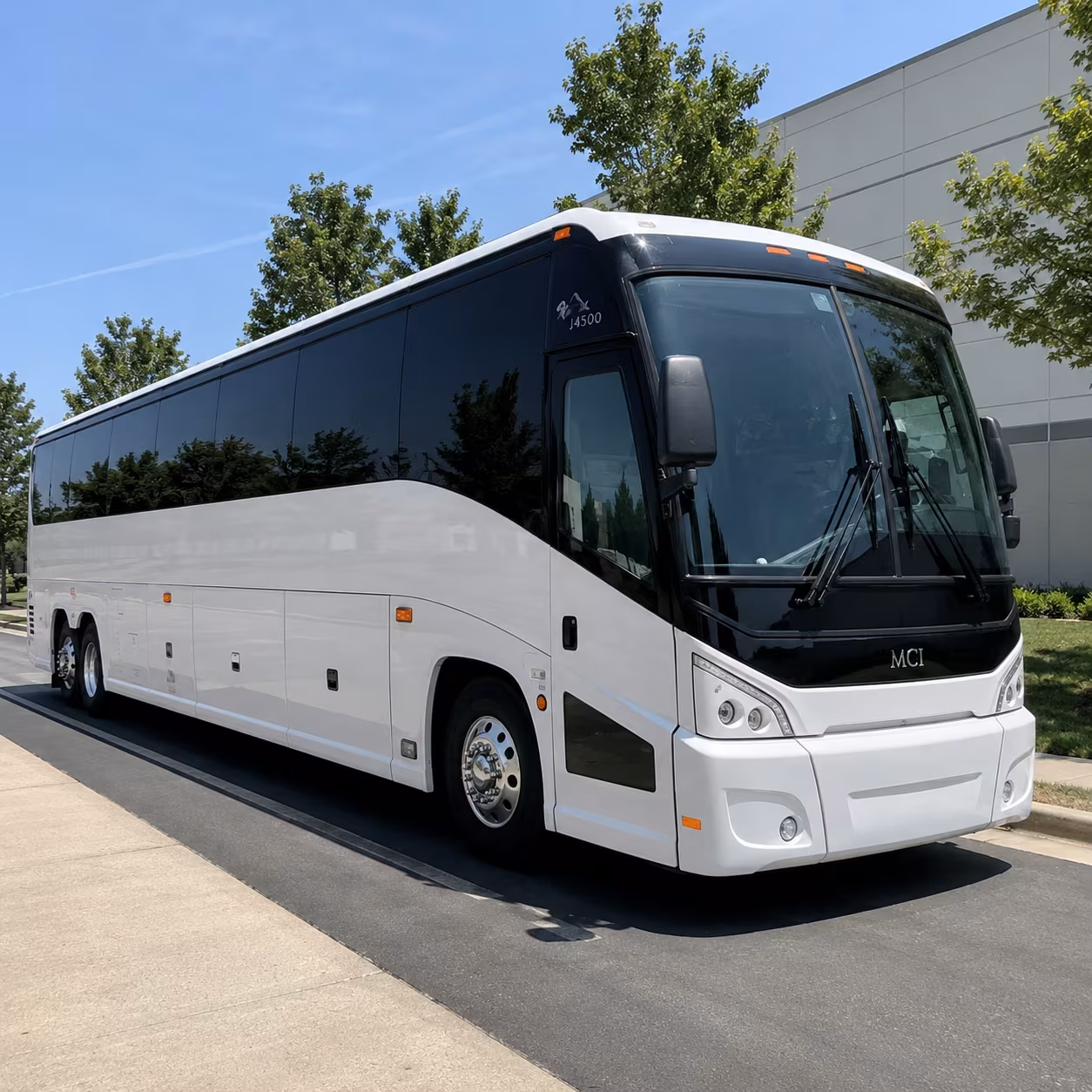 shuttle buses for lynn employers near the mbta commuter rail